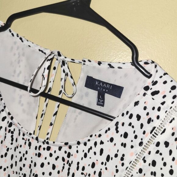 Kaari Blue Spotted Flare Sleeve Ruffle Keyhole Top Large - Picture 4 of 13